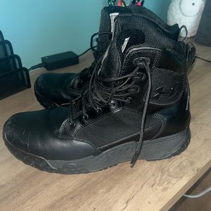 Size 8 mens under armour tactical boots